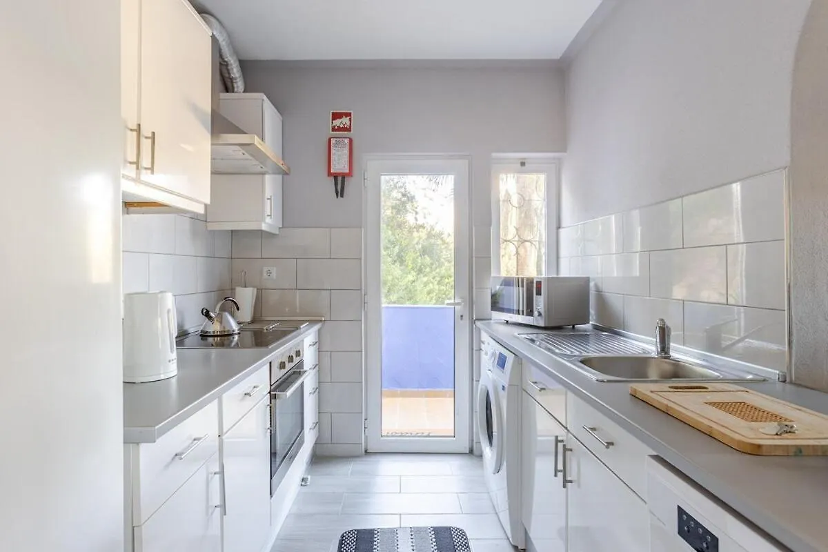 Apartment Chill On The Beach Or Lounge By The Pool Carvoeiro